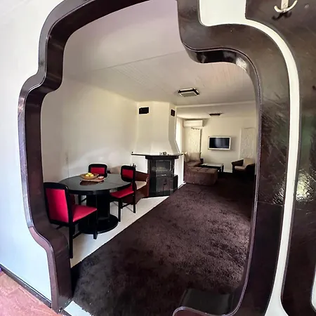 Lea Hause With Swimming Pool In Vitosha Montain, Jacuzzi And Free Parking Villa Sofia