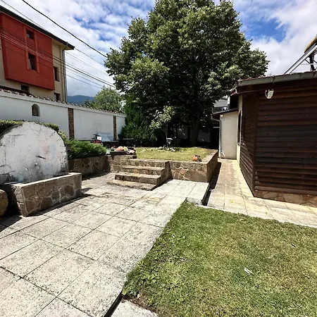 Villa Lea Hause With Swimming Pool In Vitosha Montain, Jacuzzi And Free Parking Sofia
